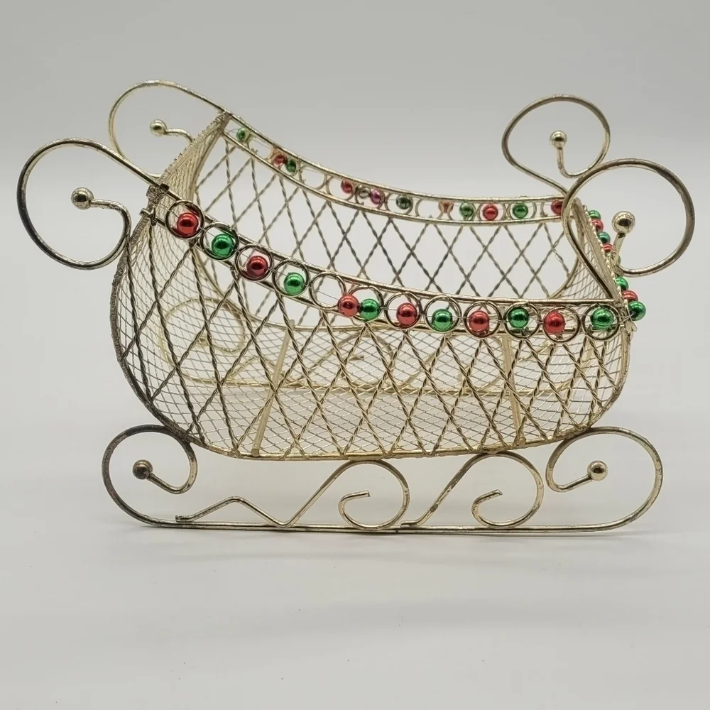 Christmas Wire Gold Sleigh​​​